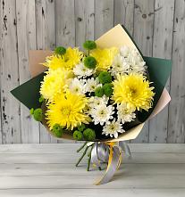 Букет цветов из:  Хризантемы #REPLACE_PRED# Обильном