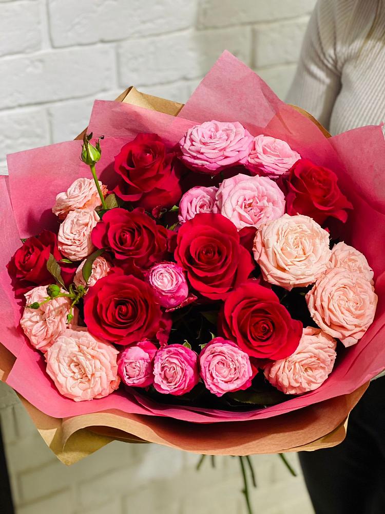 Букет цветов из: Розы в Обильном