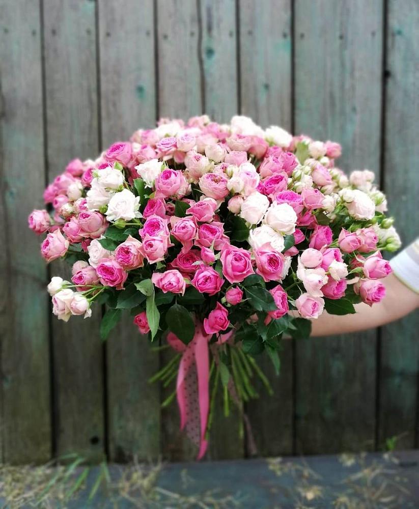 Букет Розовые кустовые розы Натали и Лав Лидия в Обильном