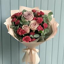 Букет цветов из:  Гвоздики и Розы в Обильном